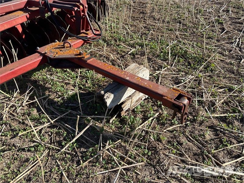 International 760 15 ft Offset Disc Disku lobītāji/ecēšas