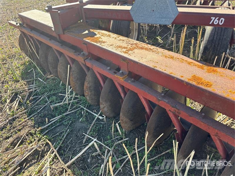 International 760 15 ft Offset Disc Disku lobītāji/ecēšas
