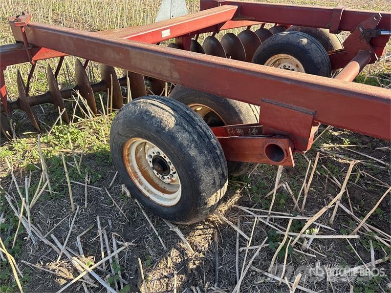 International 760 15 ft Offset Disc Disku lobītāji/ecēšas