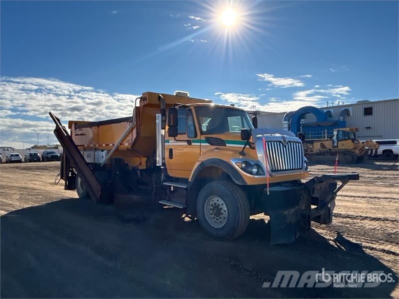 International 7600 6x4 Snow Plow Truck Visuotinės / bendrosios paskirties automobiliai