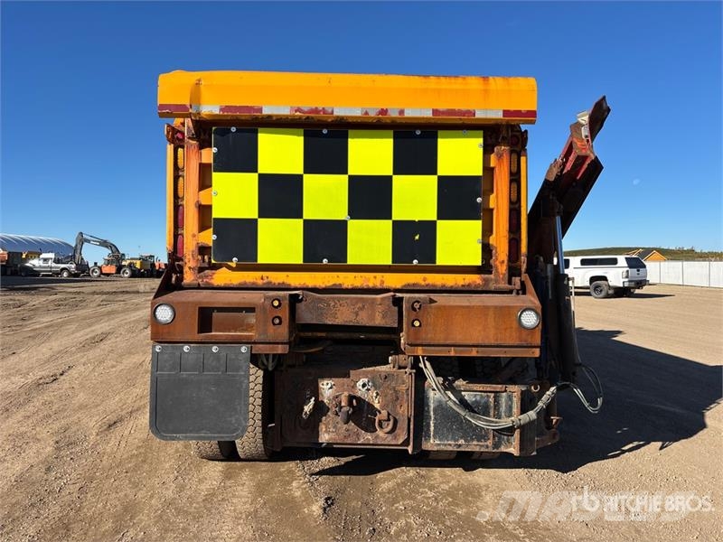 International 7600 6x4 Snow Plow Truck Visuotinės / bendrosios paskirties automobiliai