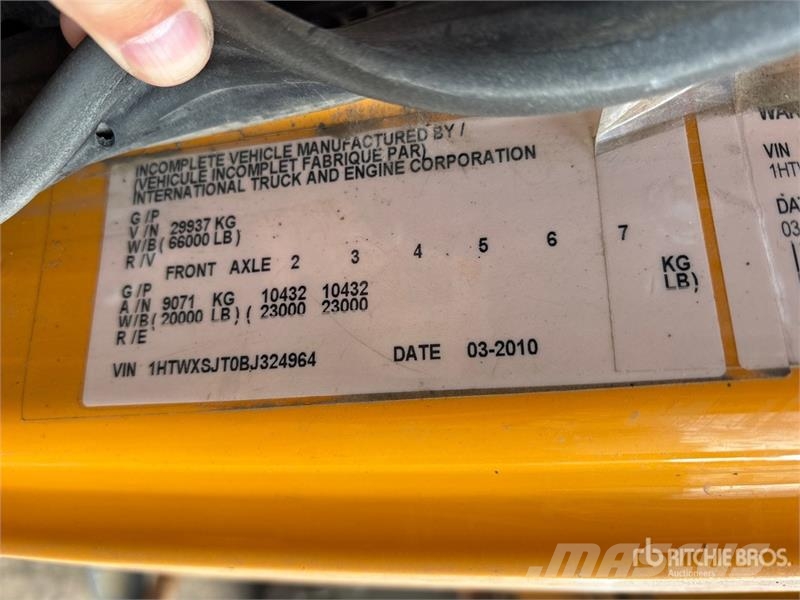 International 7600 6x4 Snow Plow Truck Municipal / general purpose vehicles