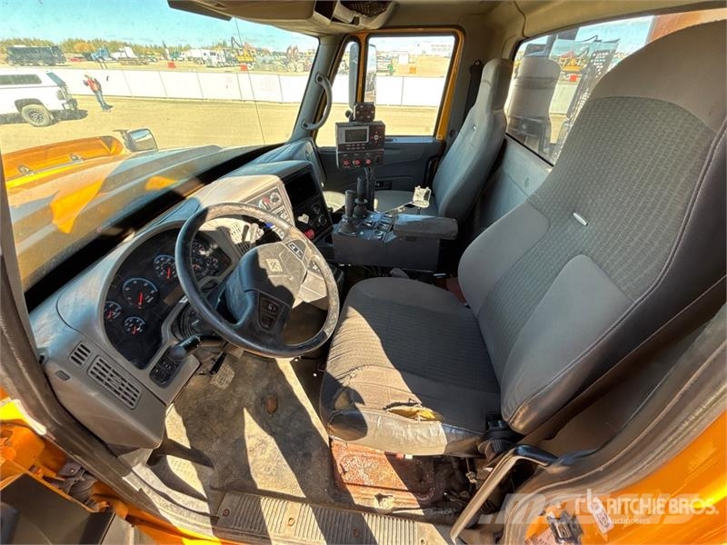 International 7600 6x4 Snow Plow Truck Visuotinės / bendrosios paskirties automobiliai