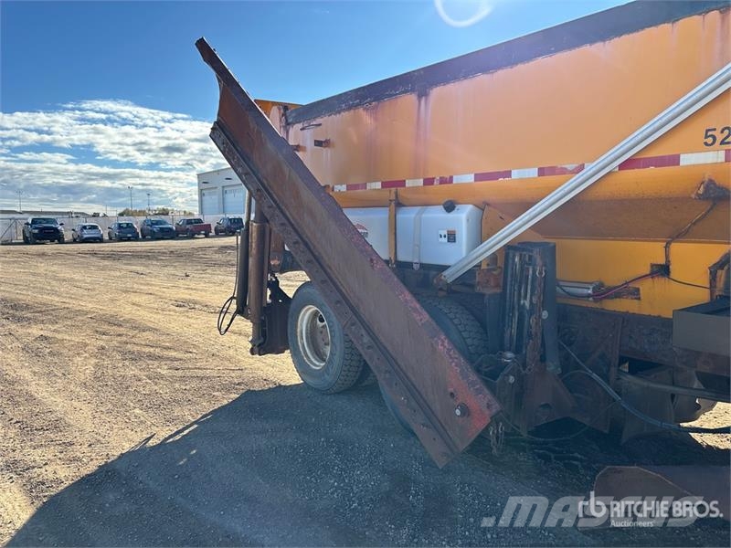 International 7600 6x4 Snow Plow Truck Visuotinės / bendrosios paskirties automobiliai