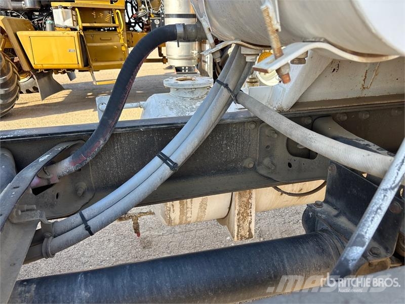 International 7600 SBA 6x4 Mixer Truck Φορτηγά-Μπετονιέρες