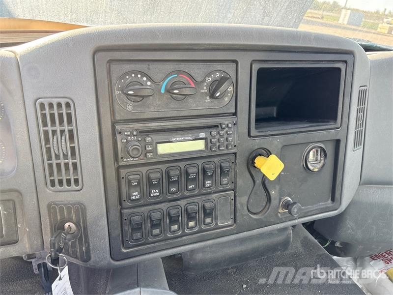 International 7600 SBA 6x4 Mixer Truck Φορτηγά-Μπετονιέρες