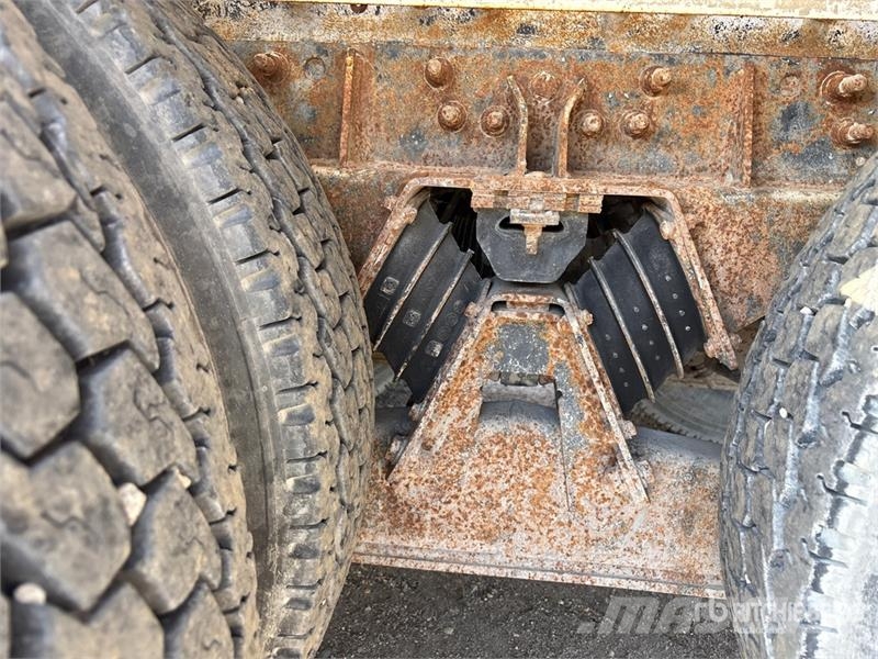International 7600 SBA 6x4 Mixer Truck Φορτηγά-Μπετονιέρες