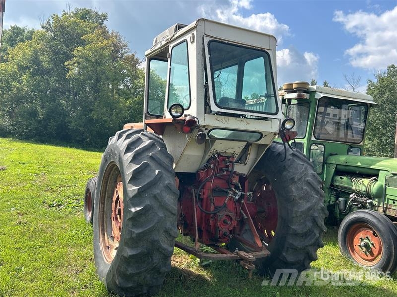 International 806 2WD Tractor (Inoperable) Traktörler