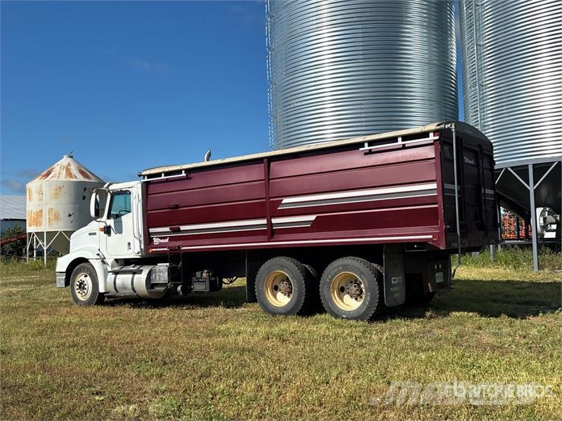 International 9100 6x4 Grain Truck Gabonaszállító teherautók
