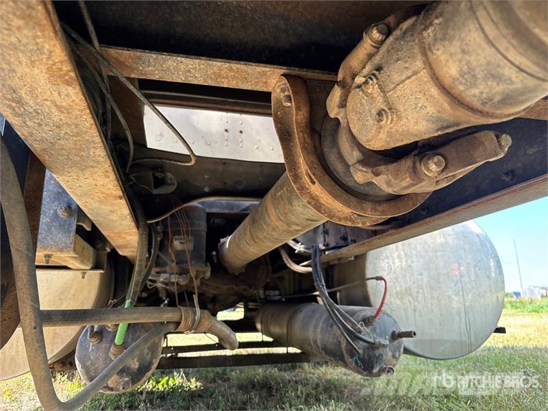 International 9100 6x4 Grain Truck Gabonaszállító teherautók