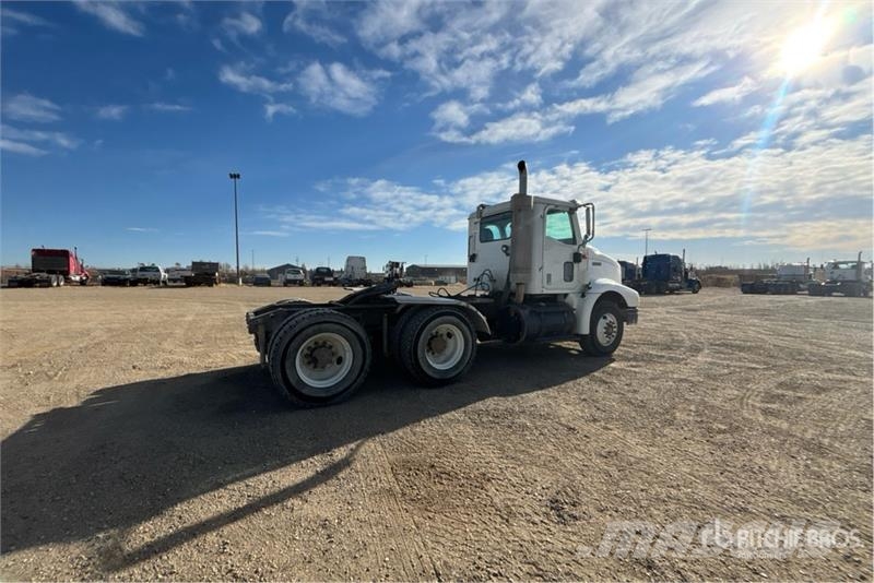International 9100i Naudoti vilkikai