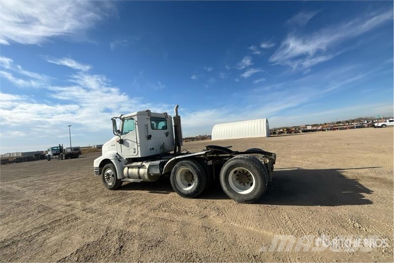 International 9100i Naudoti vilkikai