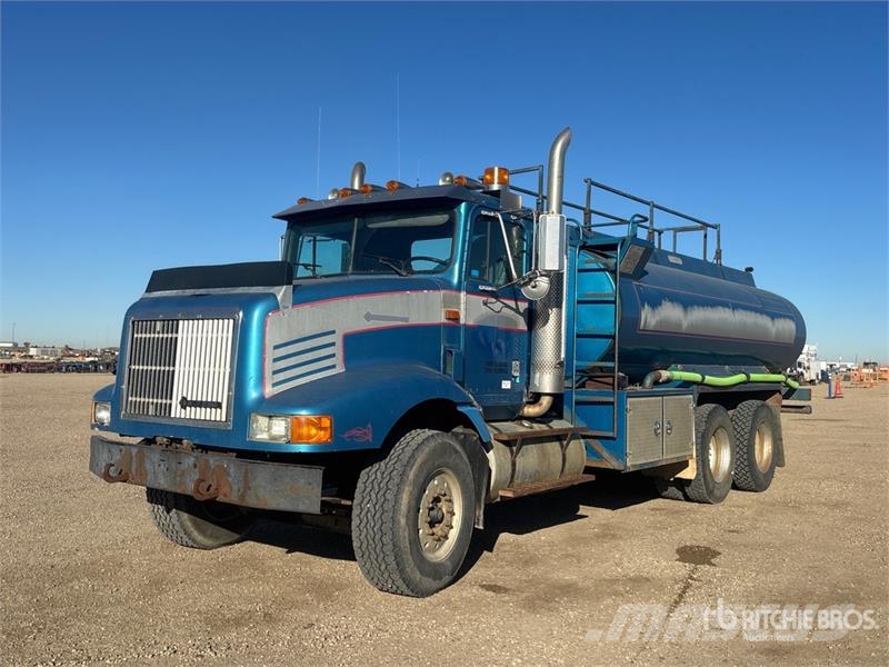 International 9200 Camion citerne à eau