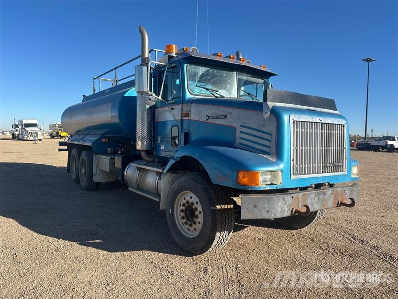 International 9200 Camion citerne à eau