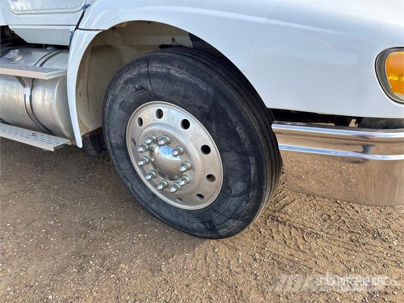 International 9200 Τράκτορες