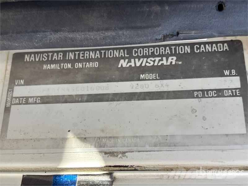International 9200 Wassertanker
