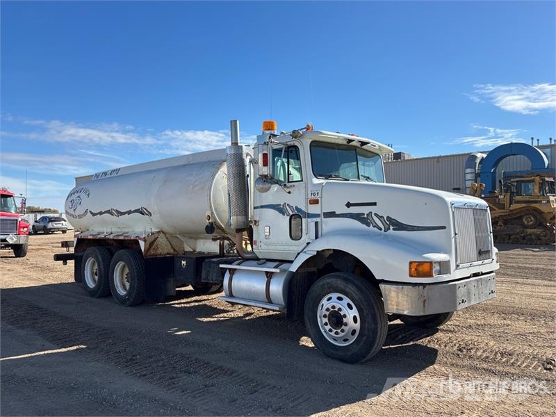 International 9200 Wassertanker