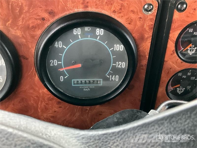 International 9200 Trækkere