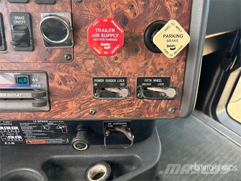 International 9200 Τράκτορες