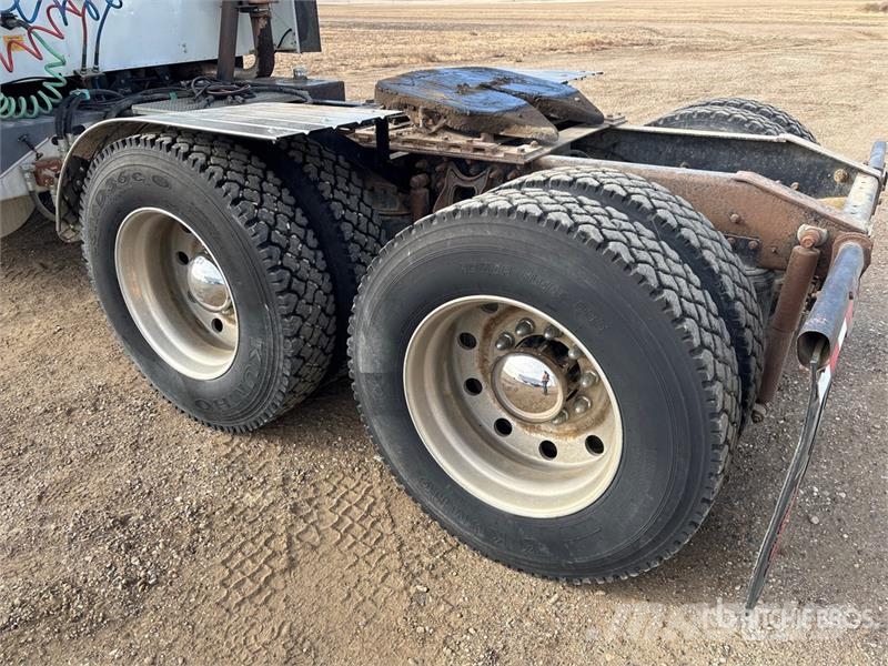 International 9200 Τράκτορες
