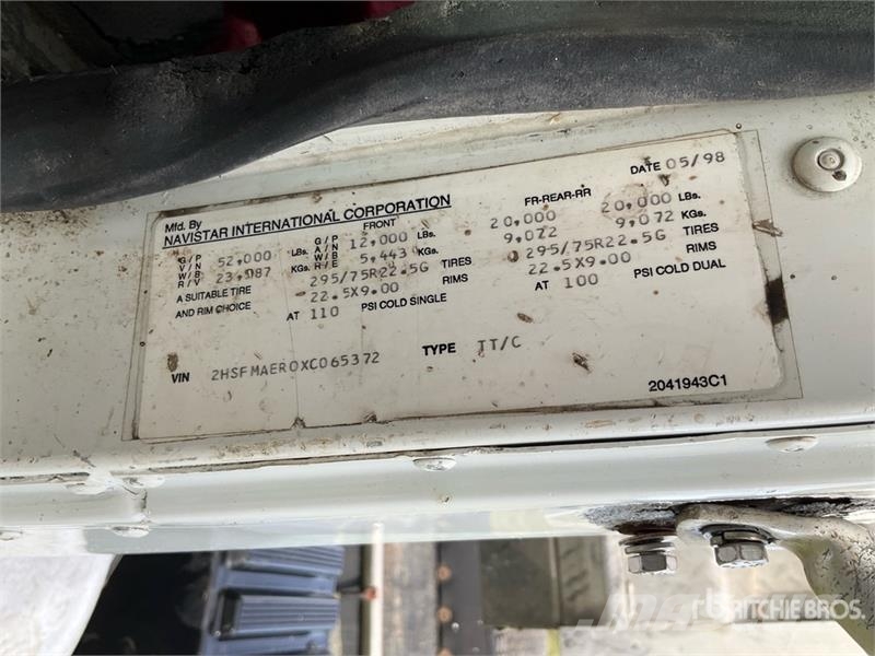 International 9200 Eagle T/A Day Cab Truck Tractor Autotractoare