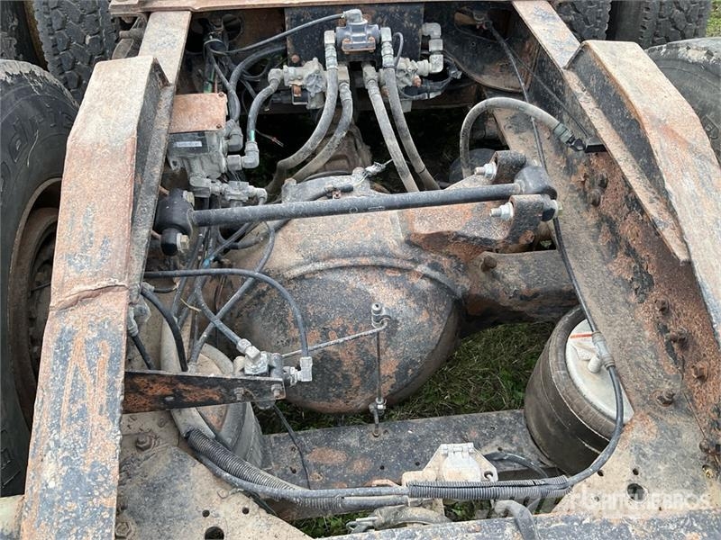 International 9200 Eagle T/A Day Cab Truck Tractor Autotractoare