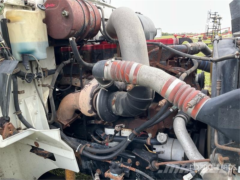International 9200 Eagle T/A Day Cab Truck Tractor Autotractoare