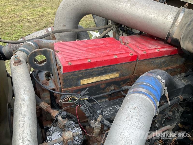 International 9200 Eagle T/A Day Cab Truck Tractor Autotractoare