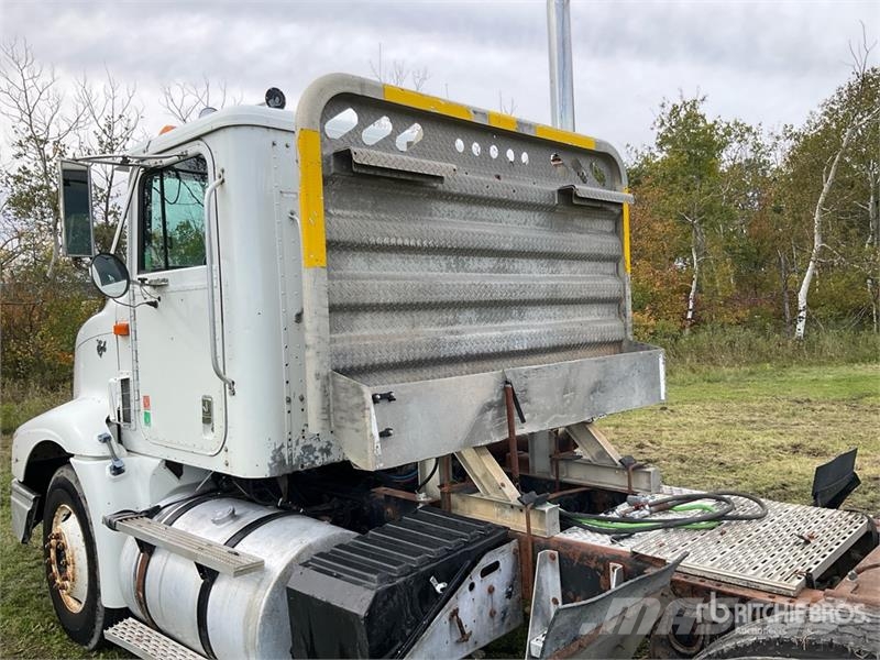 International 9200 Eagle T/A Day Cab Truck Tractor Autotractoare