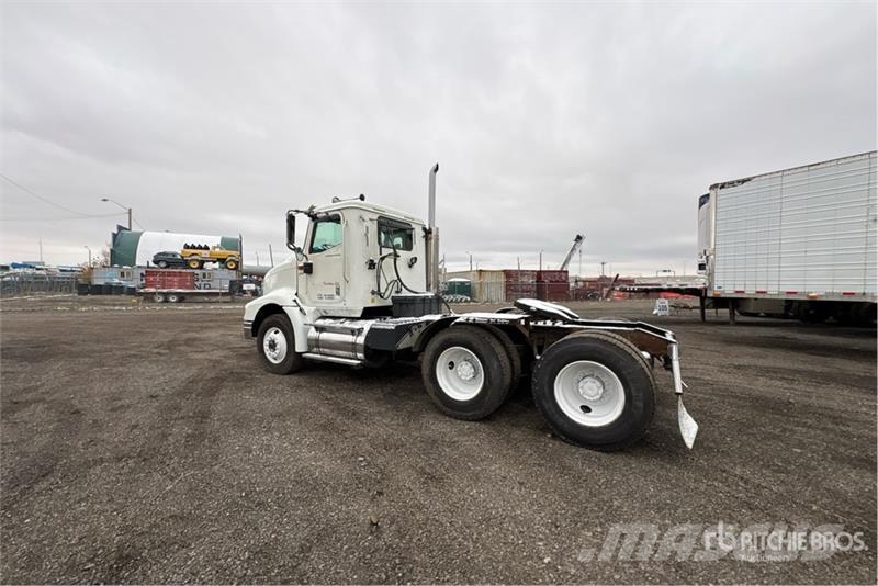 International 9200i Sattelzugmaschinen