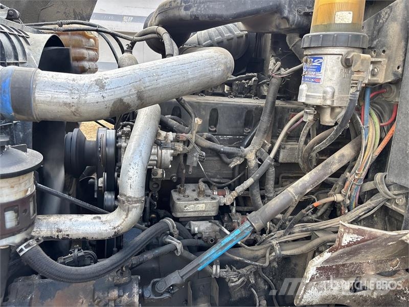 International 9200i Φορτηγά Ανατροπή