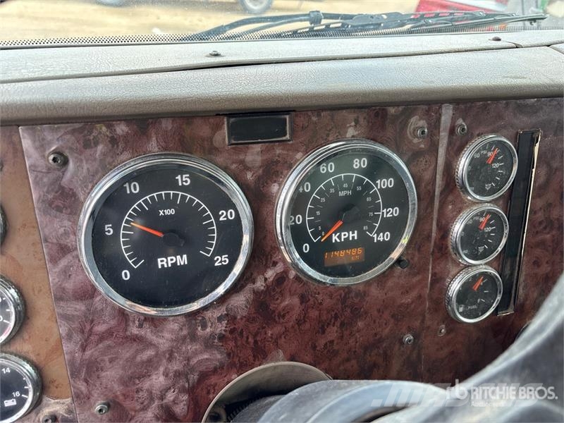 International 9200i Φορτηγά Ανατροπή