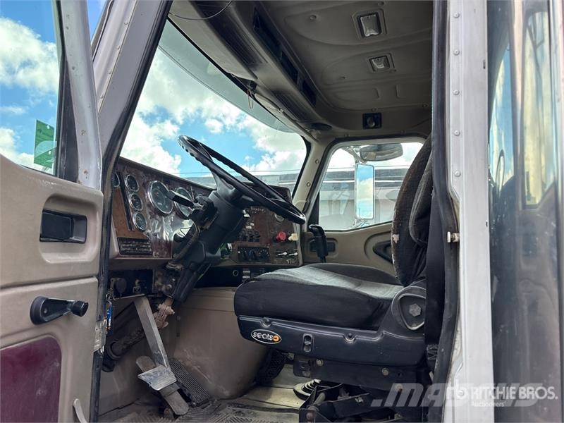 International 9200i Φορτηγά Ανατροπή