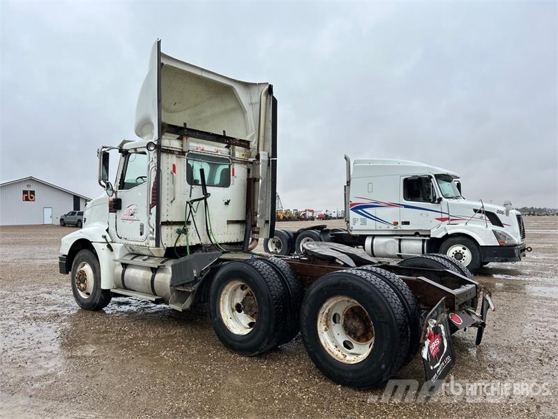 International 9200i Cavalos mecânicos