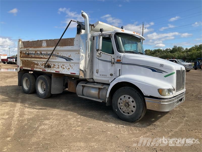 International 9200i Billenő teherautók
