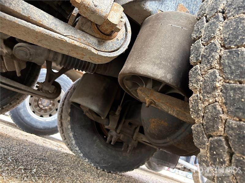 International 9200i Φορτηγά Ανατροπή