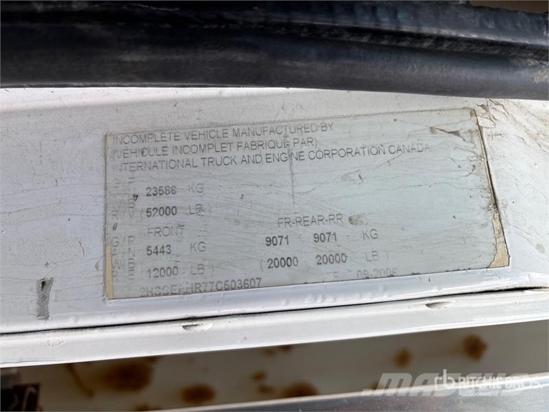 International 9200i Φορτηγά Ανατροπή