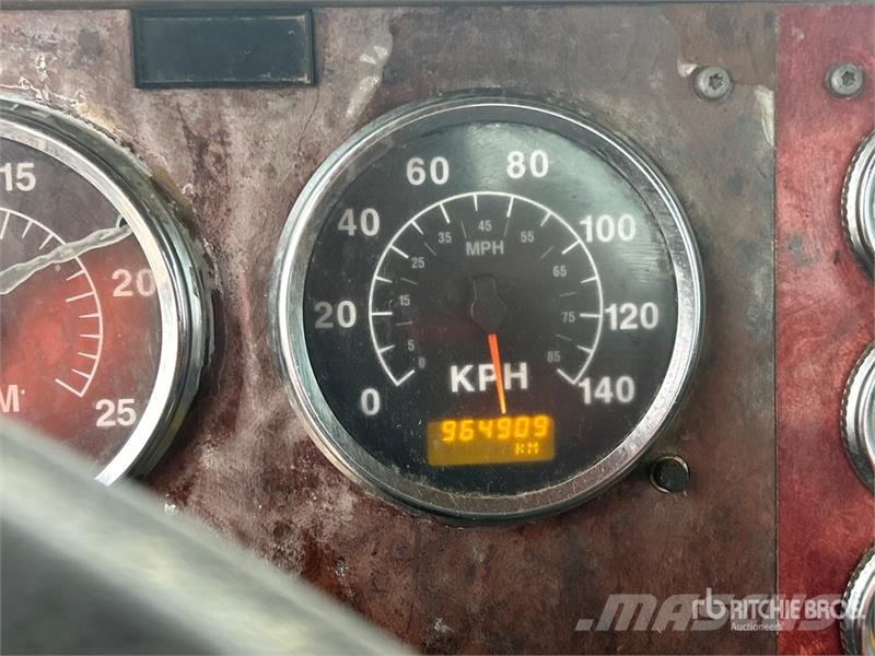 International 9200i Cavalos mecânicos