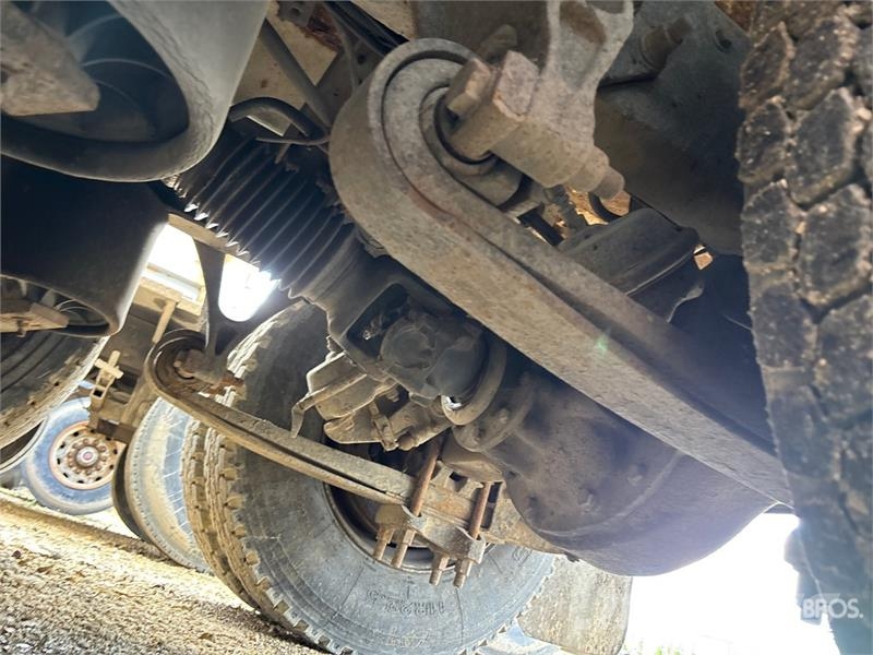 International 9200i Φορτηγά Ανατροπή