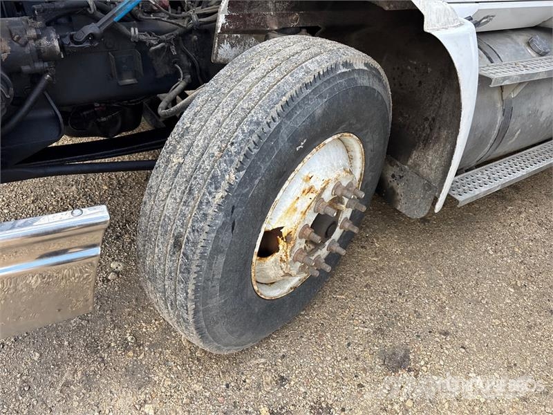 International 9200i Φορτηγά Ανατροπή