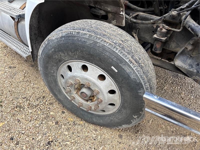 International 9200i Φορτηγά Ανατροπή