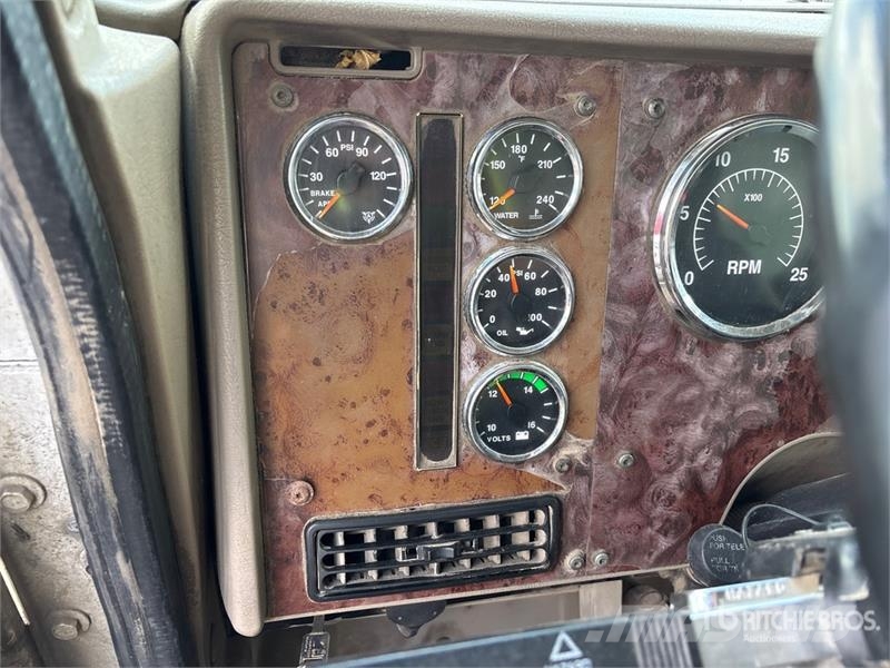 International 9200i Φορτηγά Ανατροπή