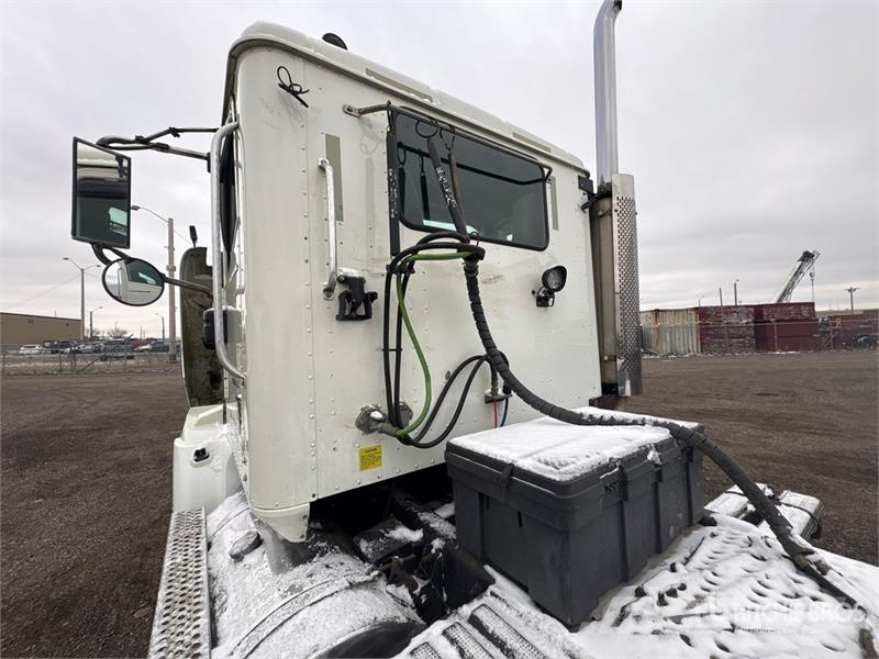 International 9200i Sattelzugmaschinen