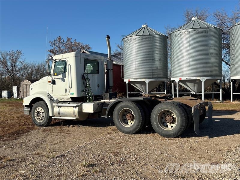 International 9200I Eagle T/A Day Cab Truck Tractor Sattelzugmaschinen