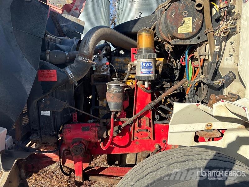 International 9200I Eagle T/A Day Cab Truck Tractor Sattelzugmaschinen