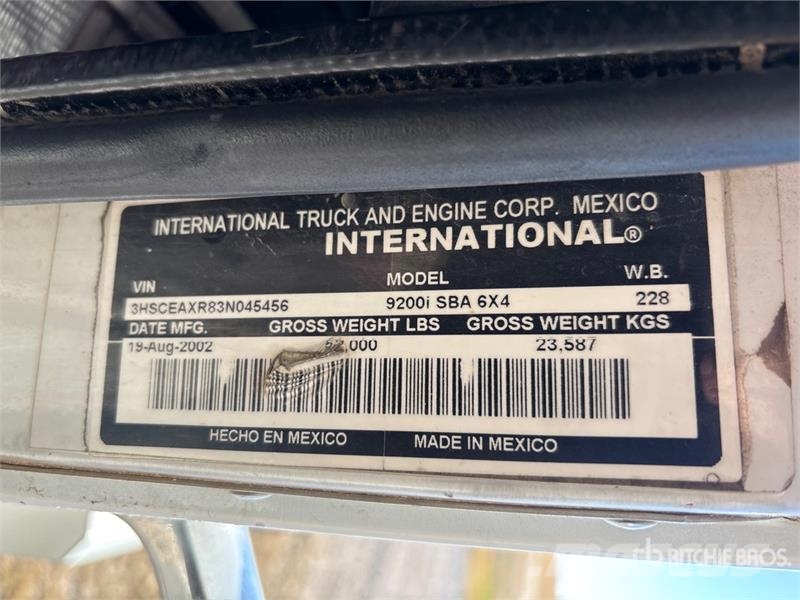 International 9200I Eagle T/A Day Cab Truck Tractor Sattelzugmaschinen