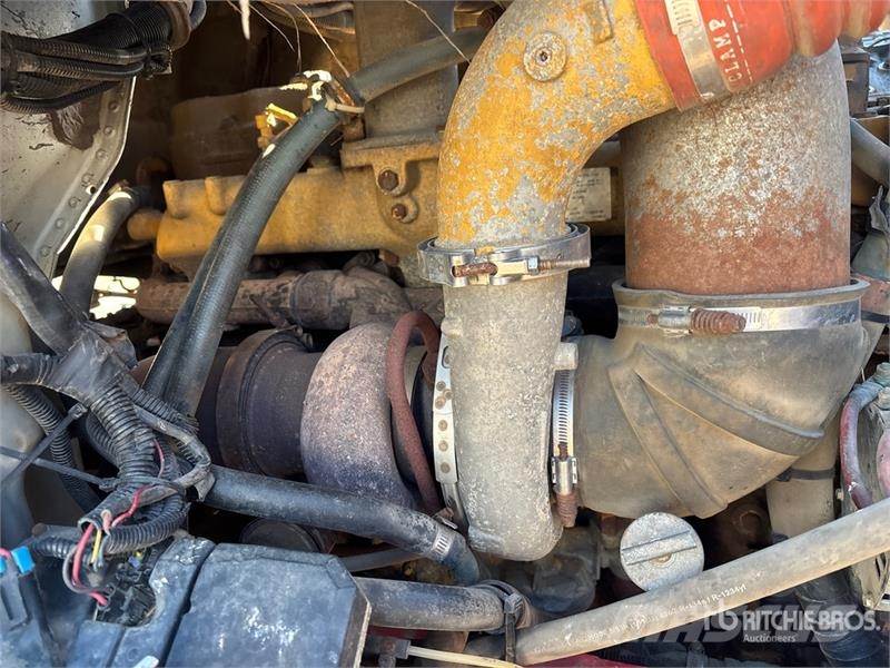 International 9200I Eagle T/A Day Cab Truck Tractor Sattelzugmaschinen