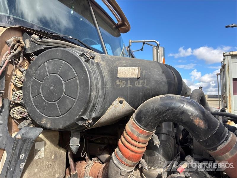 International 9200ISBA Τράκτορες