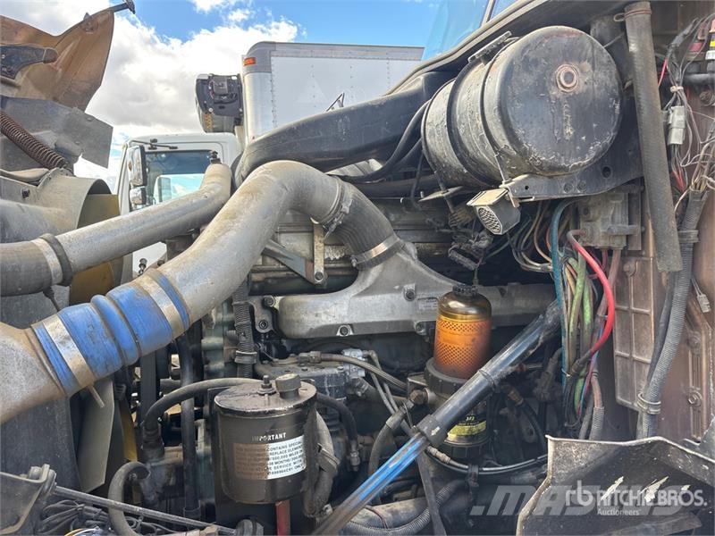 International 9200ISBA Τράκτορες