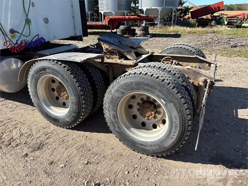 International 9300 Eagle T/A Sleeper Truck Tractor Trækkere
